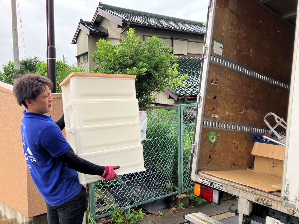 「お急ぎのお客様より遺品整理のご依頼」作業写真